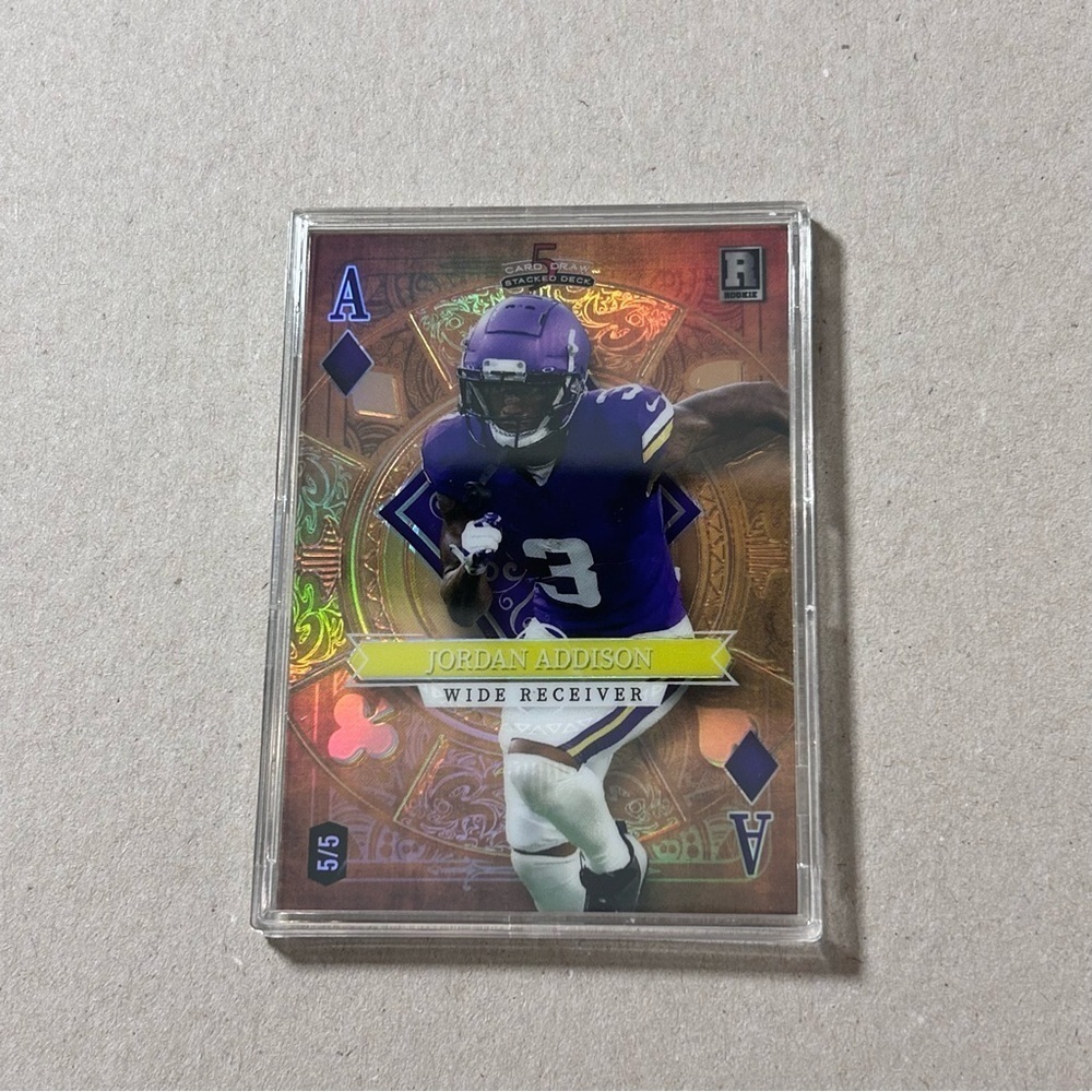 Jordan Addison Gold 5/5 Rookie Football Card - Picture 3 of 3